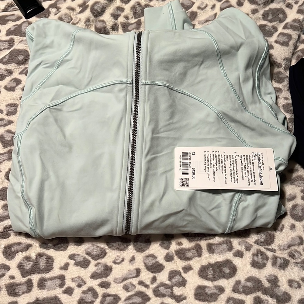 Lululemon hooded define jacket brand new with tags